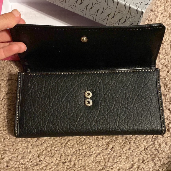 Wallet - Picture 5 of 7